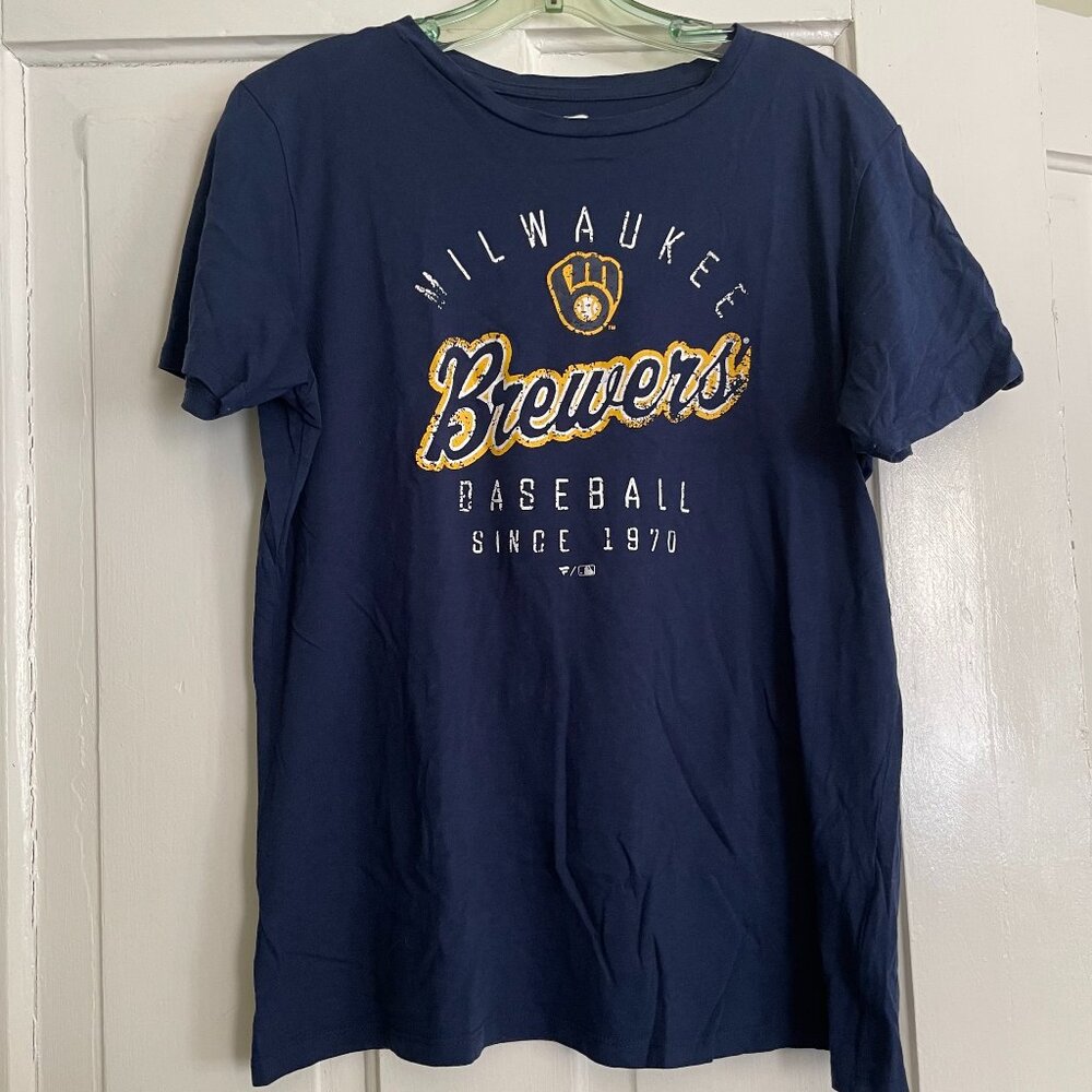 NWOT MLB Milwaukee Brewers Women’s T-Shirt Large Fanatics